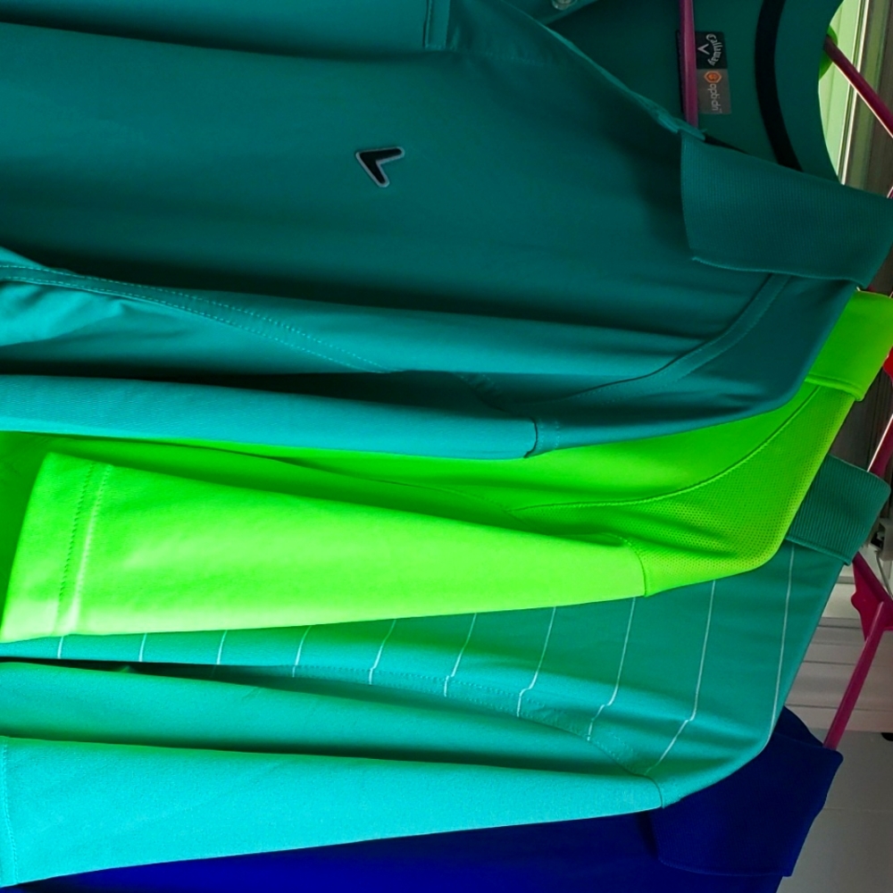 4 Men's golf shirts size Large